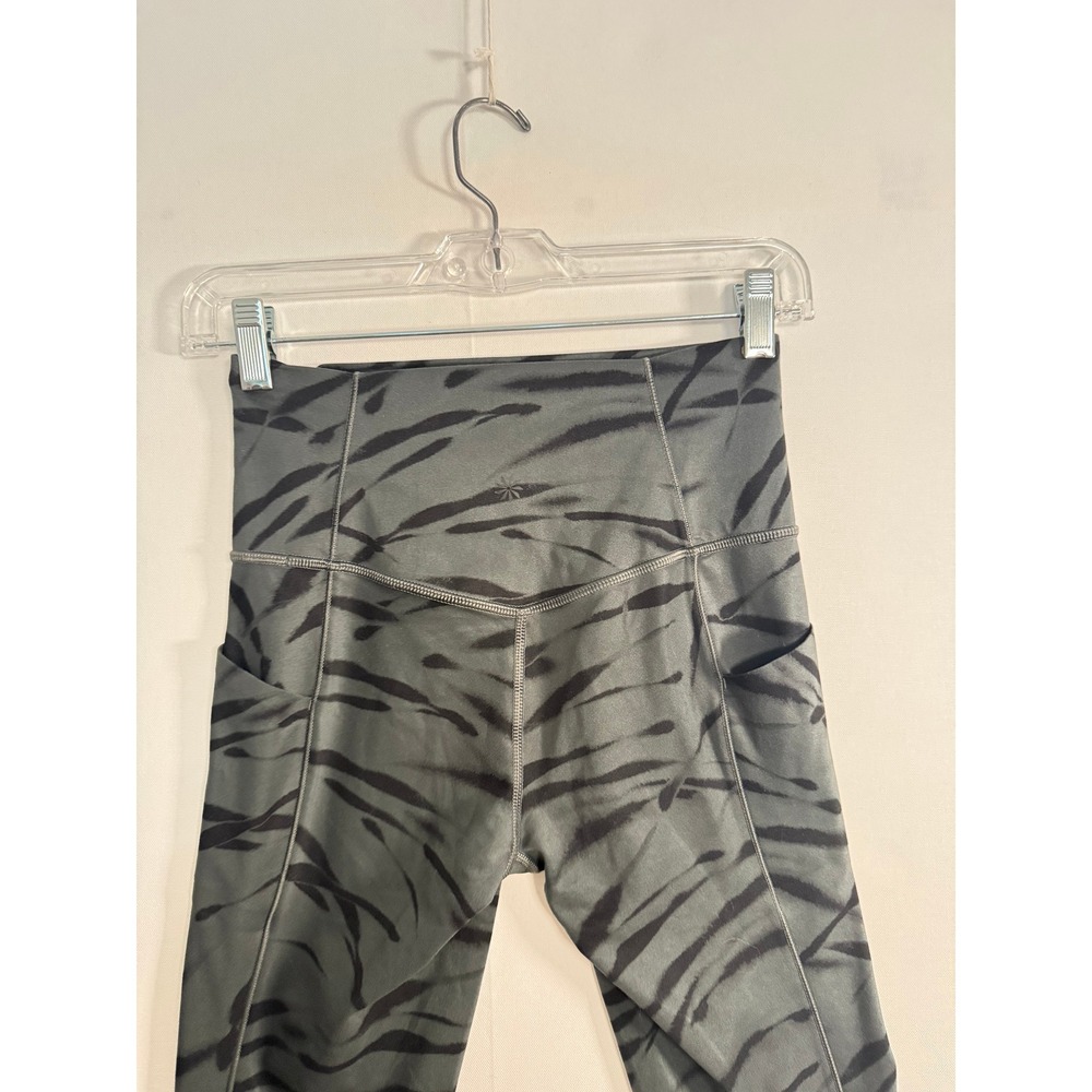 Athleta • Salutation Stash‎ Pocket II 7/8 Tight Grey Tiger Stripe Leggings XS - Picture 7 of 9